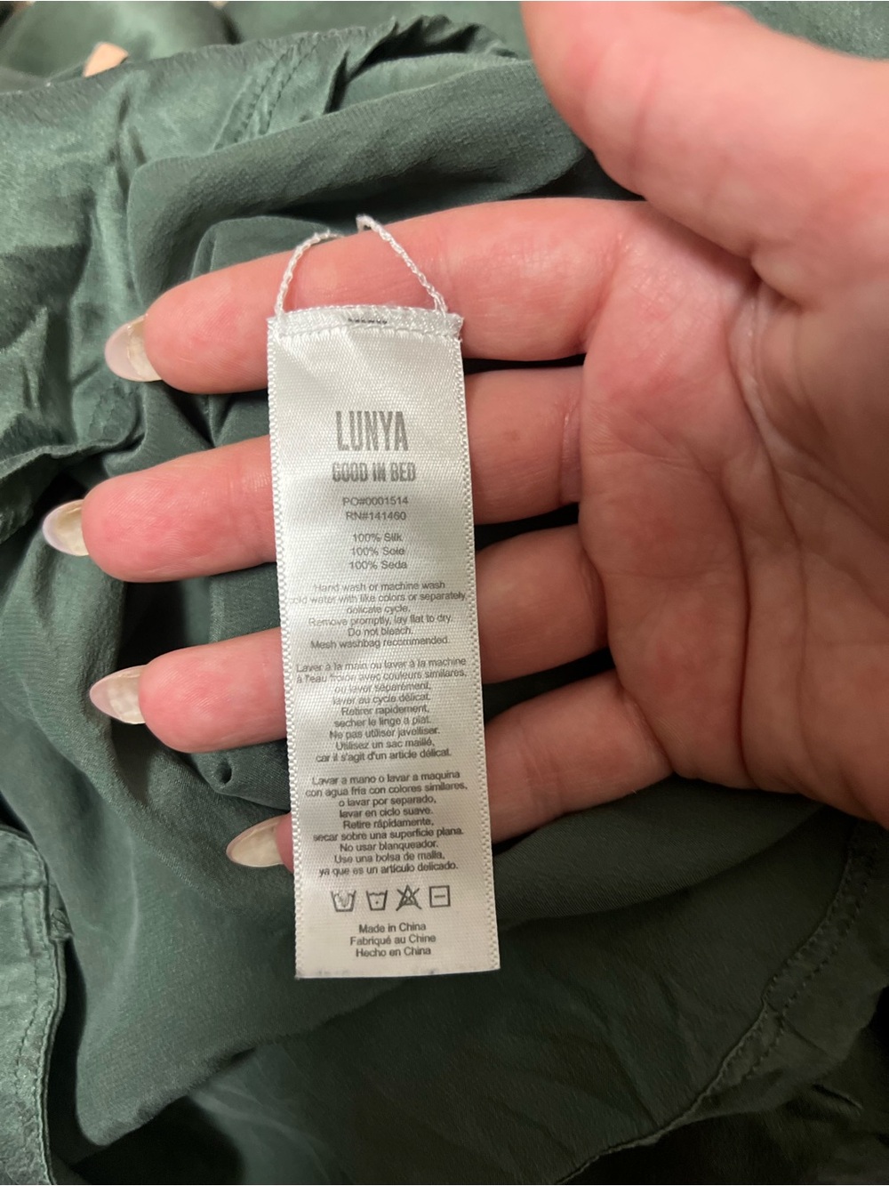 Lunya Silk Sleep Set Top Shorts Pants Green Size Small - Picture 5 of 5